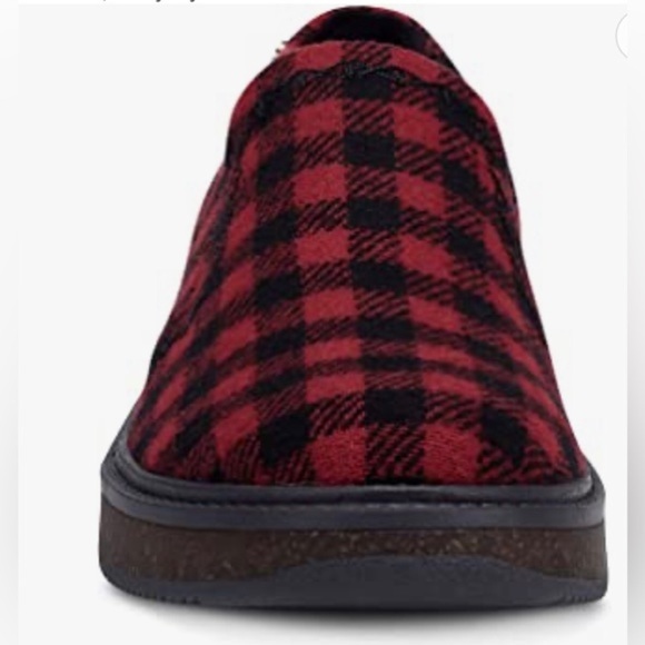 Earth Elements Abelia red buffalo plaid Slip Resistant slip‎ on Shoe Size 10 new - Picture 6 of 7